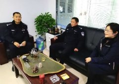 <b>荊門(mén)市內(nèi)保支隊(duì)有關(guān)領(lǐng)導(dǎo)蒞臨公司參觀(guān)指導(dǎo)</b>